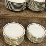 865 2673 DINNERWARE